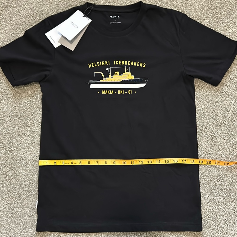 NWT Makia t-shirt, unisex, black